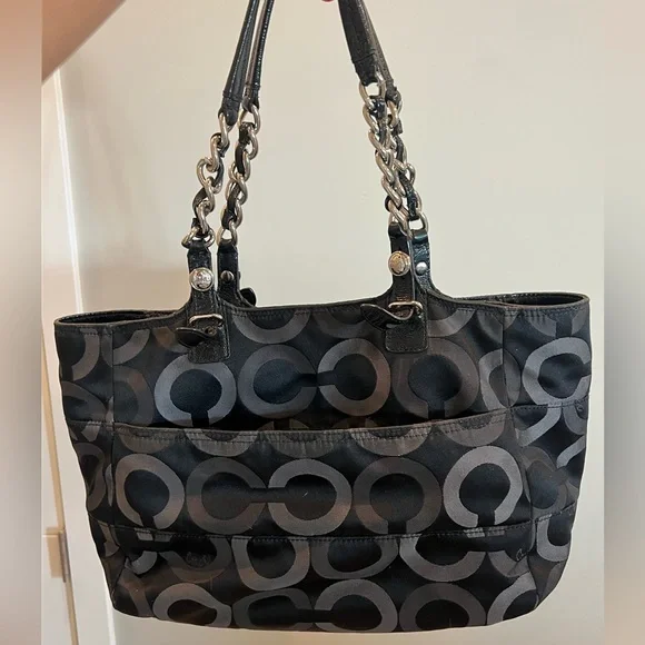 Coach Signature Black Chain Tote Bag • Patent Trim • Shoulder Purse🖤 - Picture 5 of 10